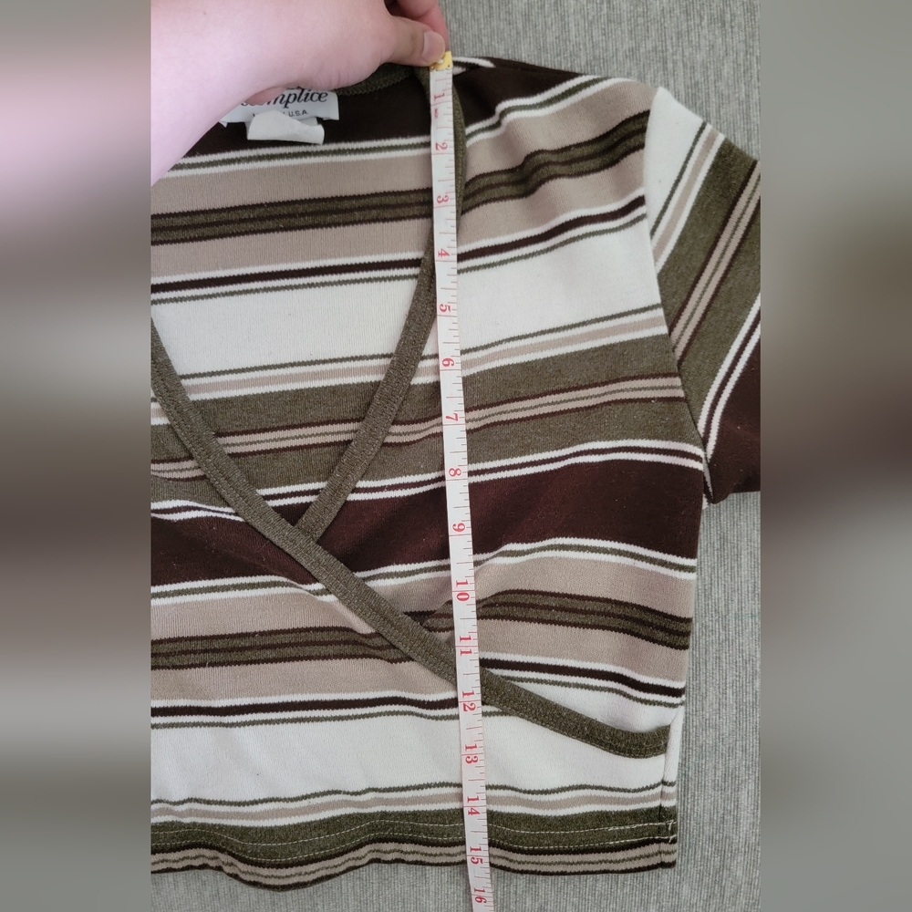 Y2K Accomplice Striped Front Wrap Crop Top - Picture 3 of 8